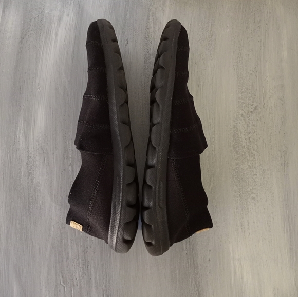 Skechers Go Walk Slip On Walking Shoes Women's Size 8.5 - Picture 11 of 13